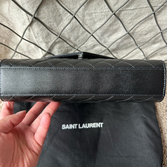 Saint Laurent Medium Envelope Bag - Picture 7 of 10